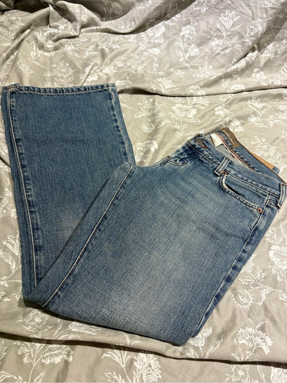 Hollister low rise bootcut jeans y2k 3 short